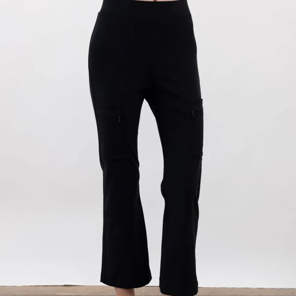 Elaine Kim‎ Vista Tech Stretch Flare Legging with Utility Pockets